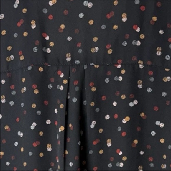 Maurices Blouse Size Large Top Shirt Long Sleeves V-Neck Black Multicolor Dots - Picture 5 of 6
